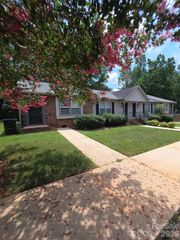 1115 Saint Charles Court, Newton, NC 28658