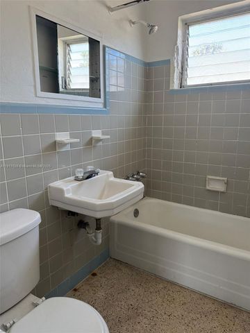 2100 NW 24th St, Miami, FL 33142