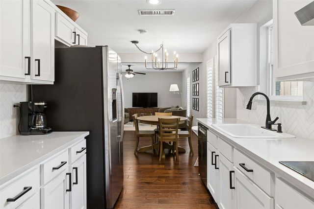 8515 Vista View, Dallas, TX 75243