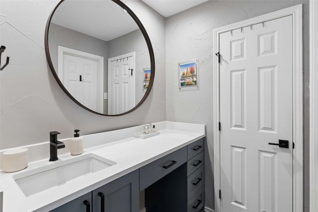 8515 Vista View, Dallas, TX 75243