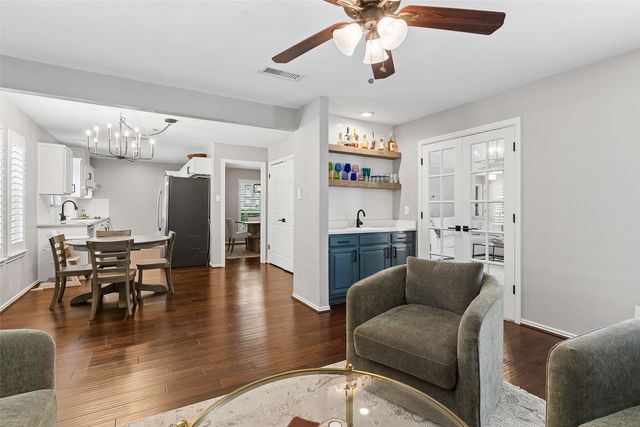 8515 Vista View, Dallas, TX 75243