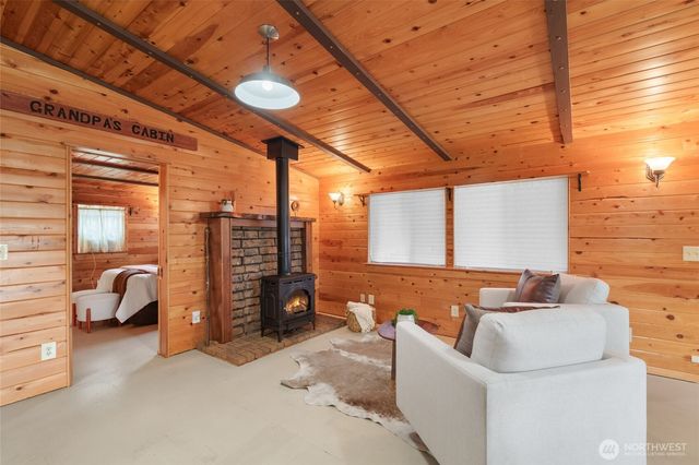 66 W Star Point Way, Elma, WA 98541