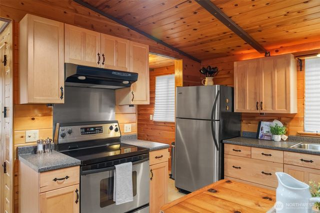 66 W Star Point Way, Elma, WA 98541