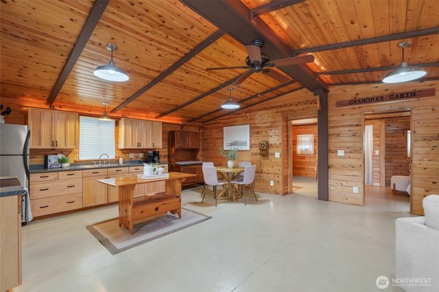 66 W Star Point Way, Elma, WA 98541