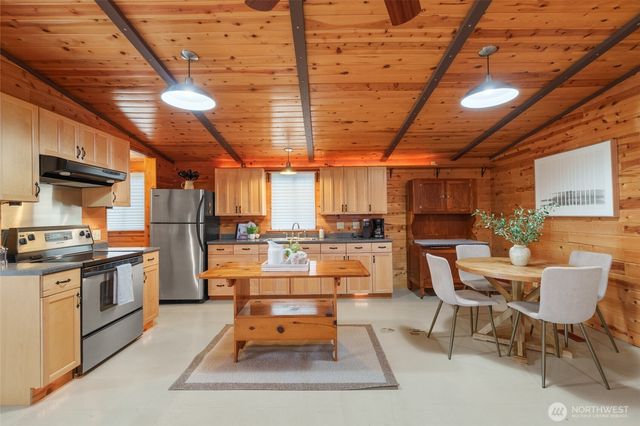 66 W Star Point Way, Elma, WA 98541