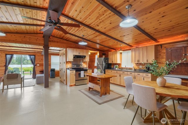 66 W Star Point Way, Elma, WA 98541