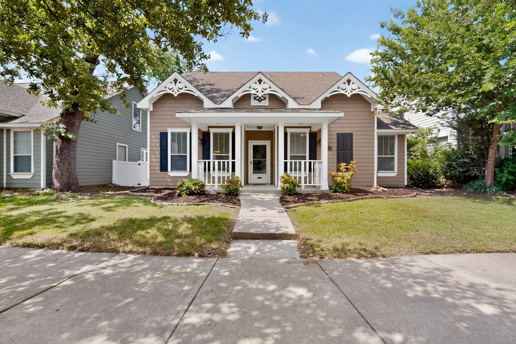 10214 Lakeview Drive, Providence Village, TX 76227 — exterior