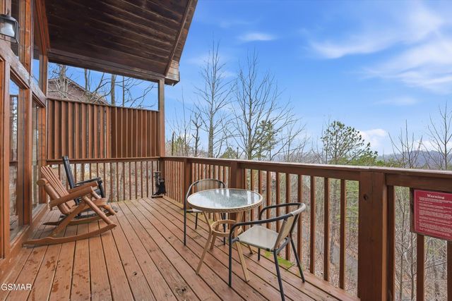 2856 Eagle Crest Way, Sevierville, TN 37876