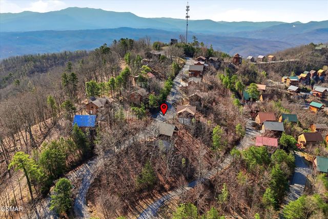 2856 Eagle Crest Way, Sevierville, TN 37876