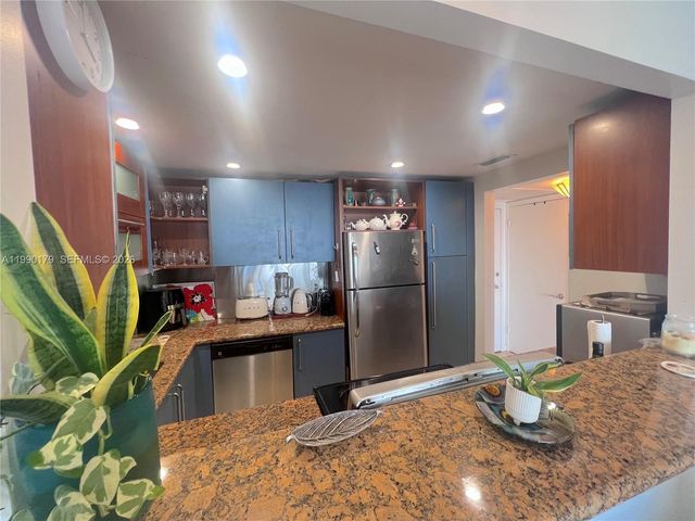 5838 Collins Ave 7G, Miami Beach, FL 33140