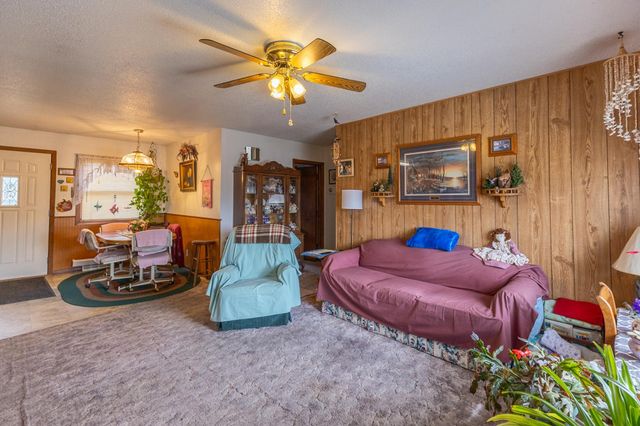 3006 Roosevelt Road SE, Bemidji, MN 56601