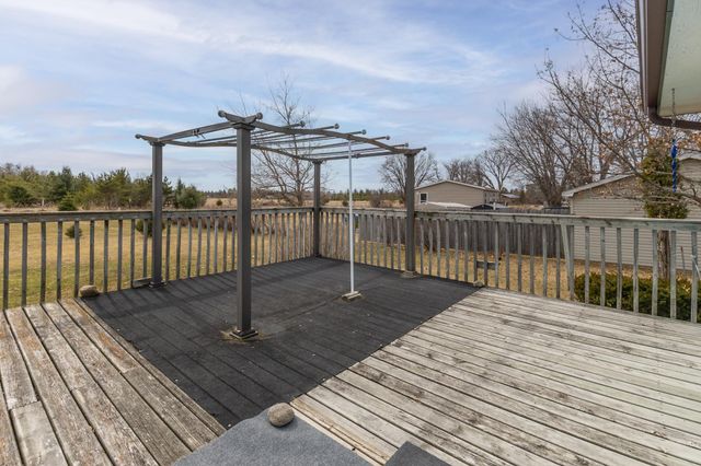 3006 Roosevelt Road SE, Bemidji, MN 56601