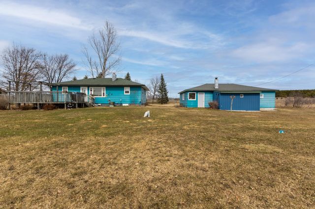 3006 Roosevelt Road SE, Bemidji, MN 56601