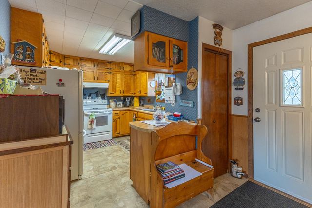 3006 Roosevelt Road SE, Bemidji, MN 56601