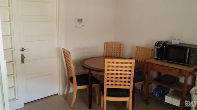 208 Moneta Avenue, Bakersfield, CA 93308