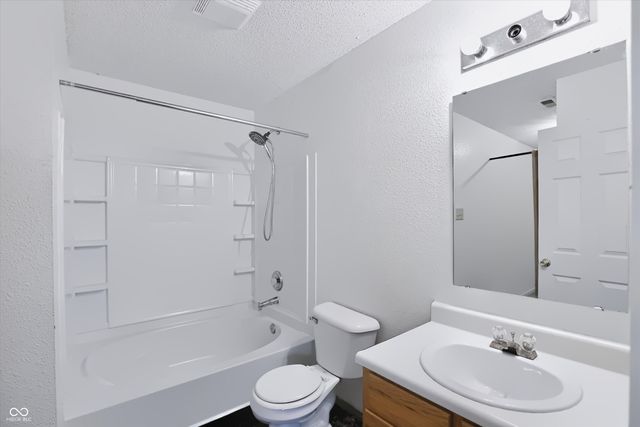 8827 Youngs Creek Lane, Camby, IN 46113
