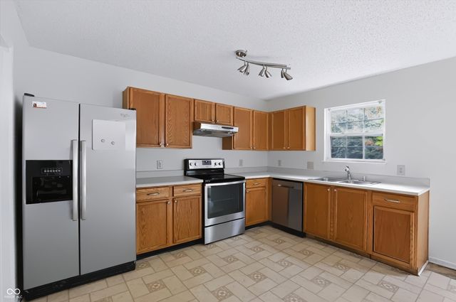 8827 Youngs Creek Lane, Camby, IN 46113