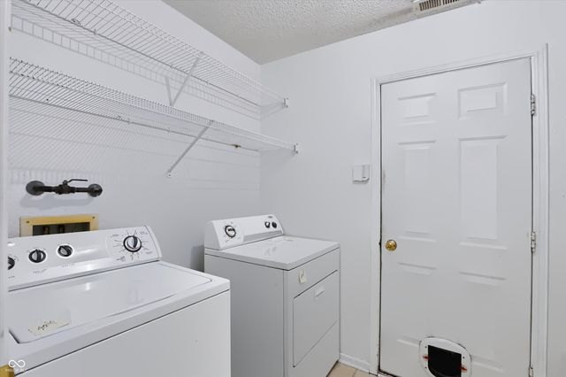 8827 Youngs Creek Lane, Camby, IN 46113