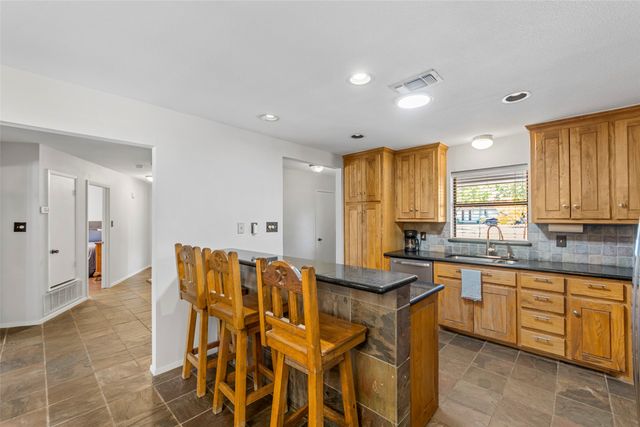 3220 Miracle Lane, Flower Mound, TX 75022