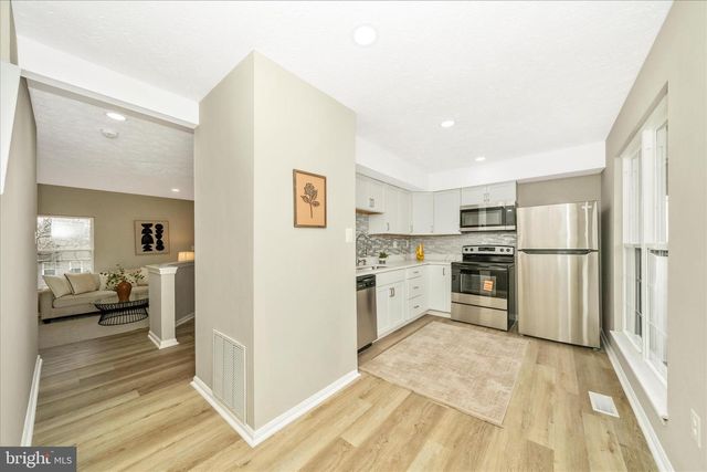 7411 SHADY GLEN TER, Capitol Heights, MD 20743