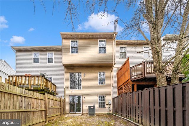 7411 SHADY GLEN TER, Capitol Heights, MD 20743