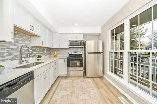 7411 SHADY GLEN TER, Capitol Heights, MD 20743