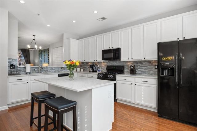 4728 Creekside Villas SE Way, Smyrna, GA 30082