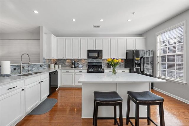 4728 Creekside Villas SE Way, Smyrna, GA 30082