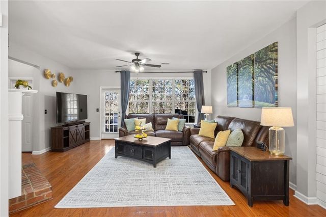 4728 Creekside Villas SE Way, Smyrna, GA 30082