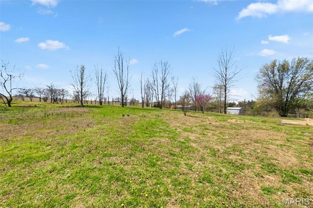 329 Lakeview Road, Old Monroe, MO 63369