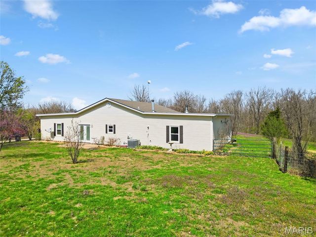 329 Lakeview Road, Old Monroe, MO 63369