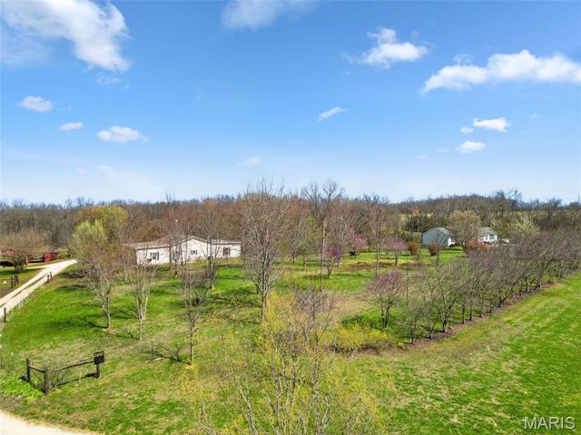 329 Lakeview Road, Old Monroe, MO 63369