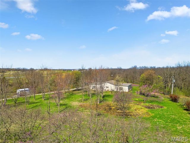 329 Lakeview Road, Old Monroe, MO 63369