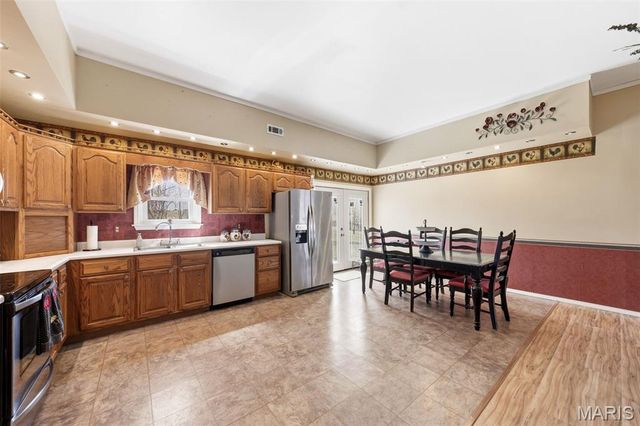 329 Lakeview Road, Old Monroe, MO 63369