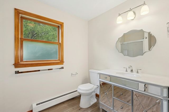 45 Dillon St, Worcester, MA 01604