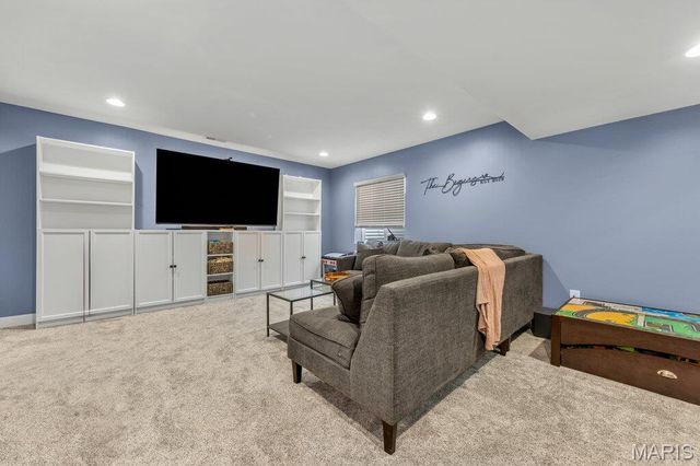 346 Charlestowne Place Drive, St Charles, MO 63301