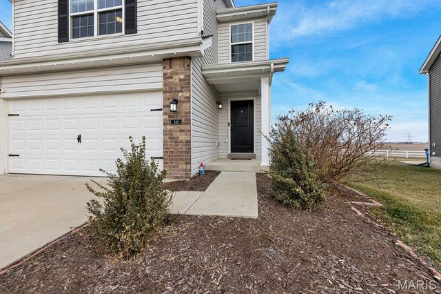 346 Charlestowne Place Drive, St Charles, MO 63301