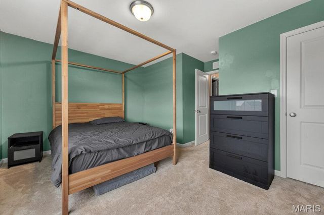 346 Charlestowne Place Drive, St Charles, MO 63301