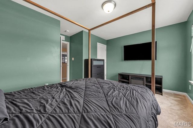 346 Charlestowne Place Drive, St Charles, MO 63301