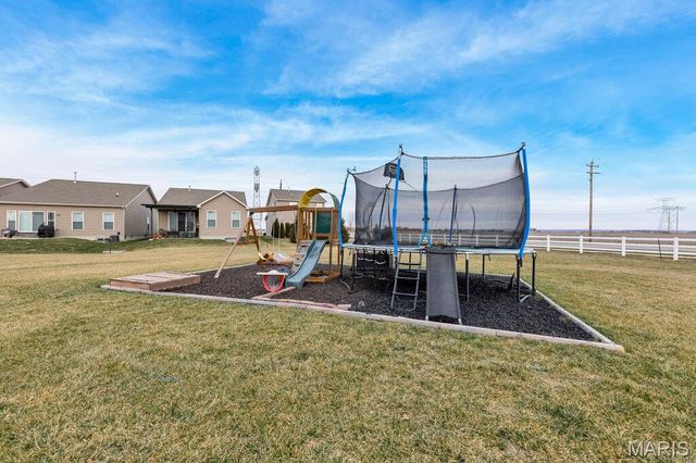 346 Charlestowne Place Drive, St Charles, MO 63301