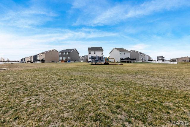 346 Charlestowne Place Drive, St Charles, MO 63301