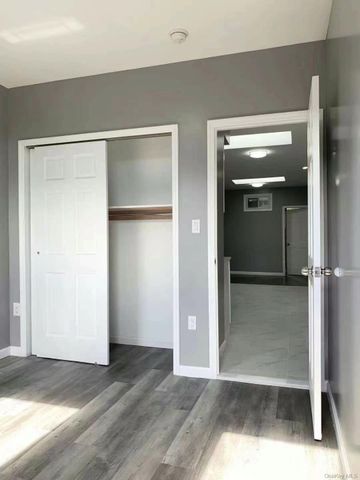 93-34 43rd Avenue 3FL, Flushing, NY 11373