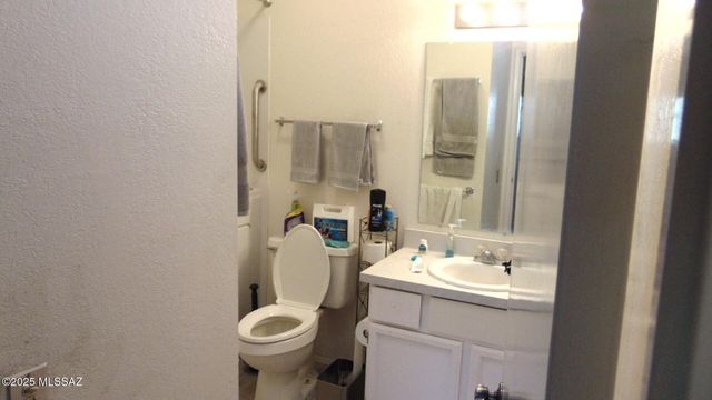 315 E Paseo Azul, Green Valley, AZ 85614