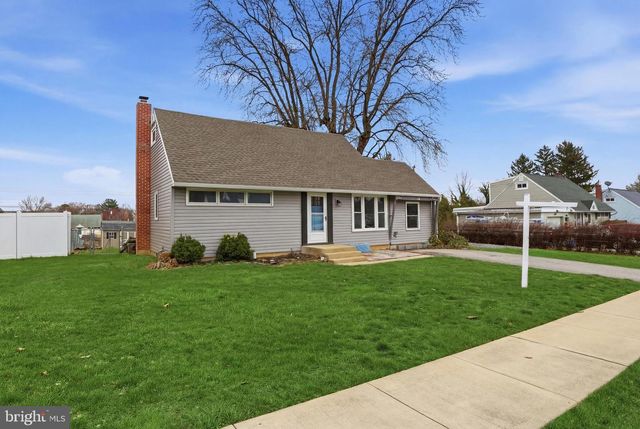 139 SYLVAN DR, York, PA 17402