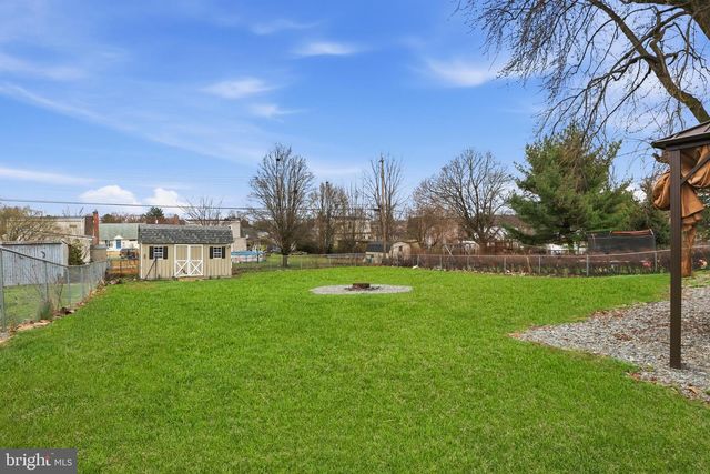 139 SYLVAN DR, York, PA 17402