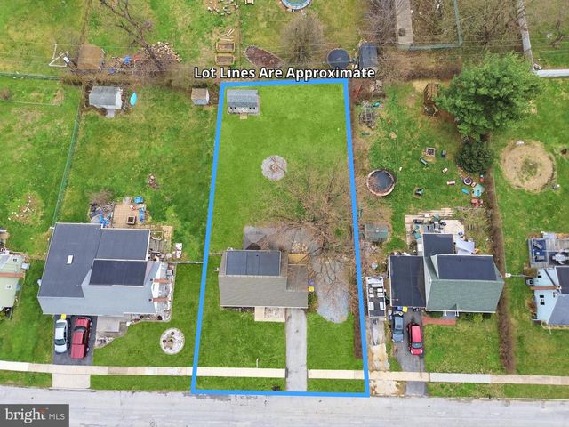 139 SYLVAN DR, York, PA 17402