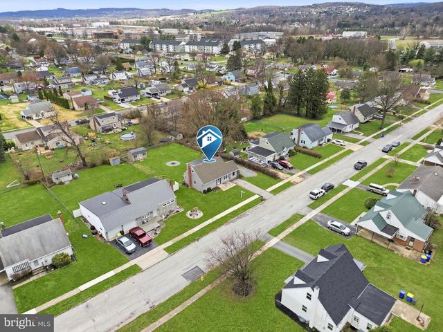 139 SYLVAN DR, York, PA 17402