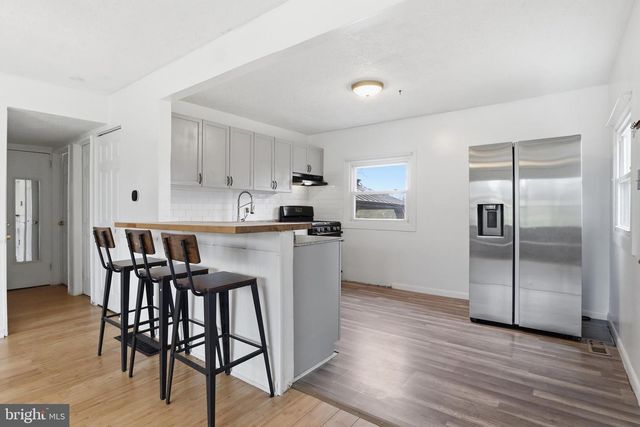 139 SYLVAN DR, York, PA 17402