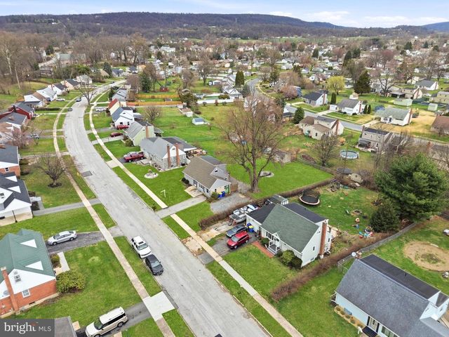 139 SYLVAN DR, York, PA 17402