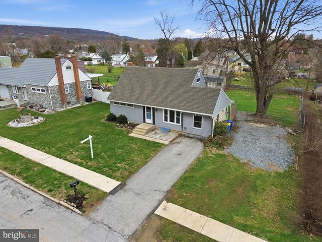 139 SYLVAN DR, York, PA 17402